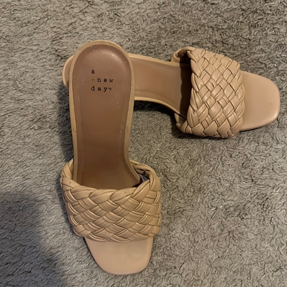 Nuede Braided Chunk Heel Slides Size 9